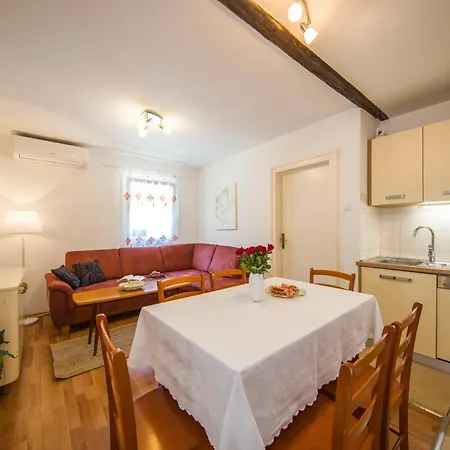 Apartamento Odrina *