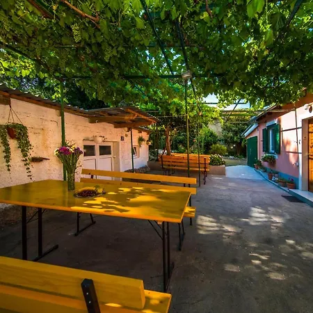 Odrina Apartment