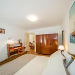 Odrina Apartment *